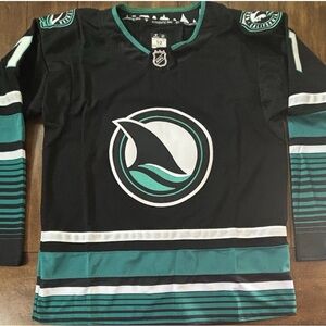 San Jose Sharks Macklin Celebrini Adult Large (52) Black #71 NWT
